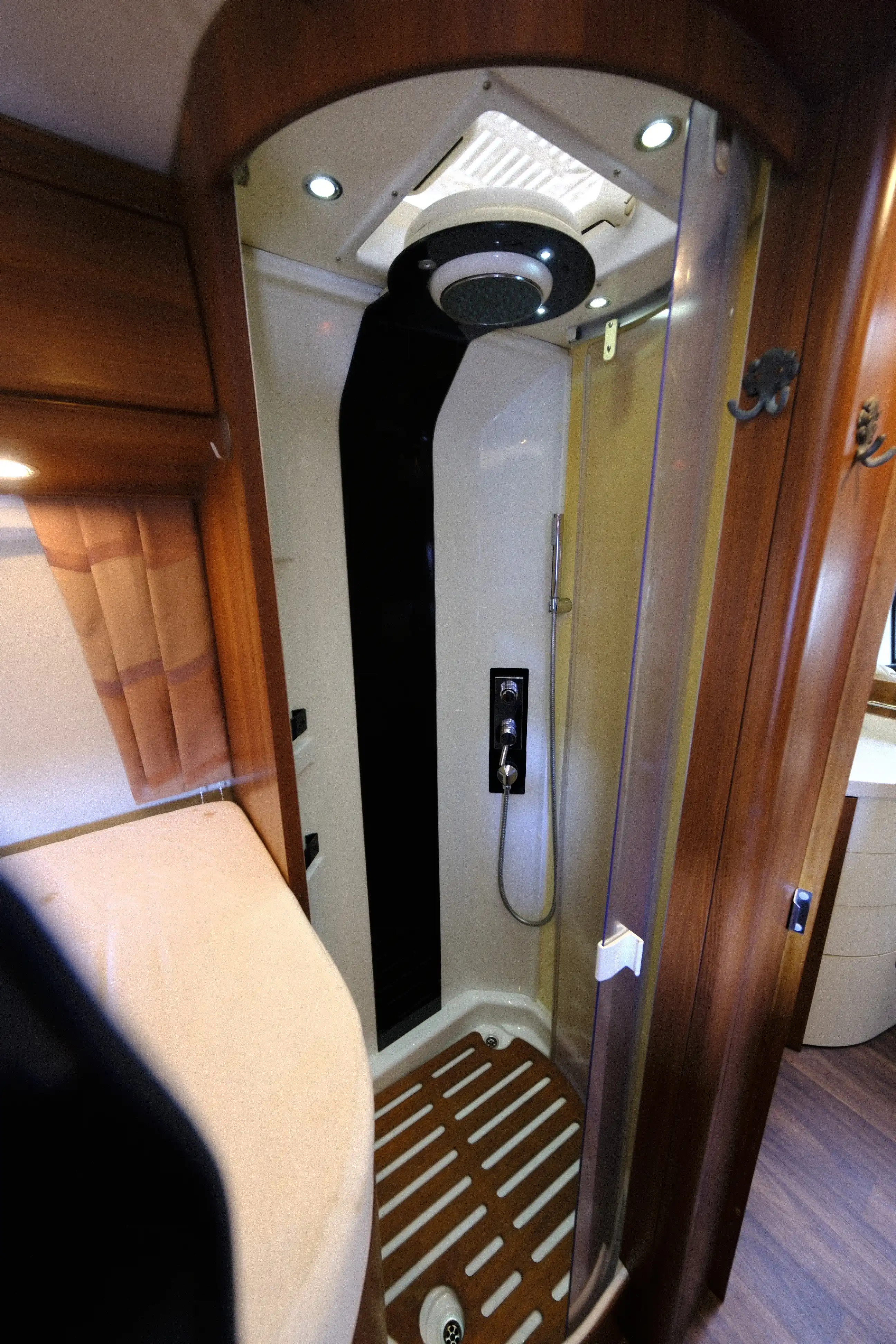 CARTHAGO Chic E-Line I 50 LE Yachting